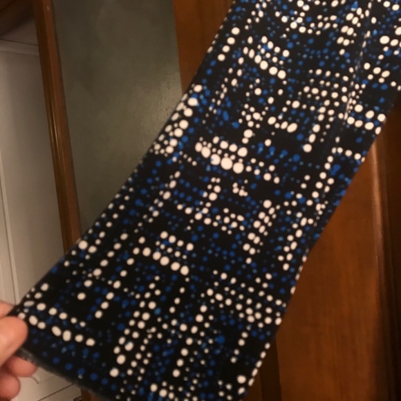 Top - Picture 3 of 4